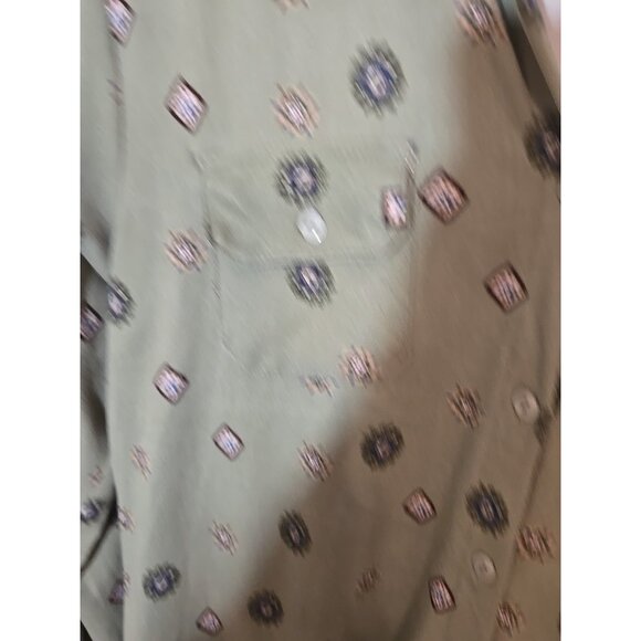 URBAN GIRL Olive Green With Design Long Sleeve Button Up Shirt Pockets Size M - Picture 5 of 11